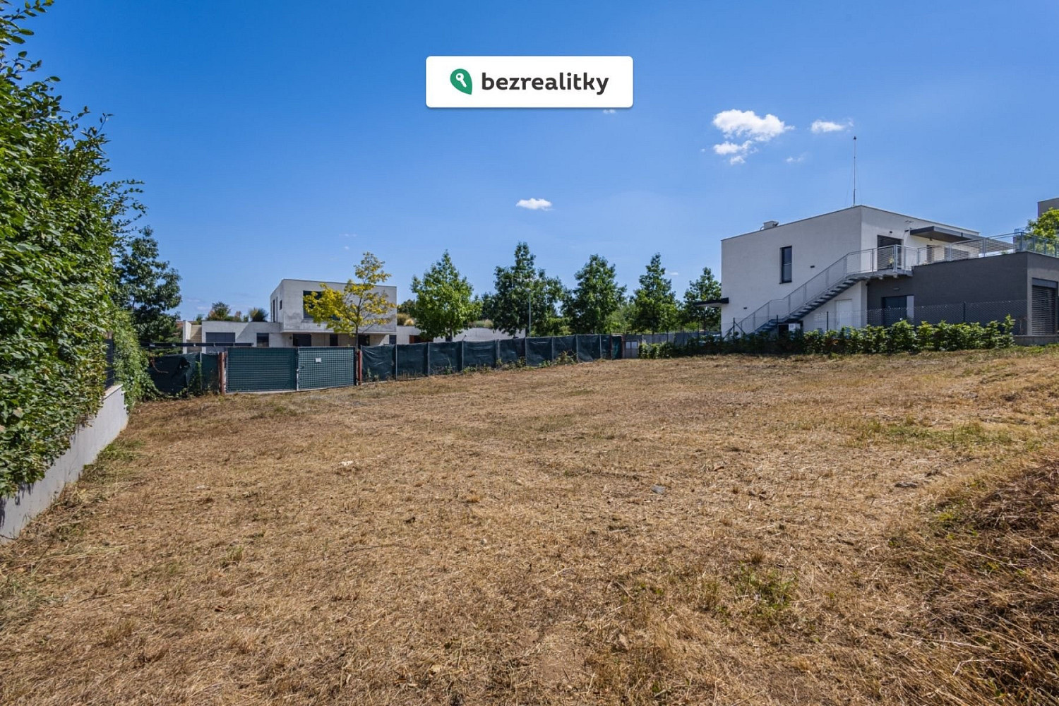 Prodej stavebního pozemku 826 m² – fotografie 4