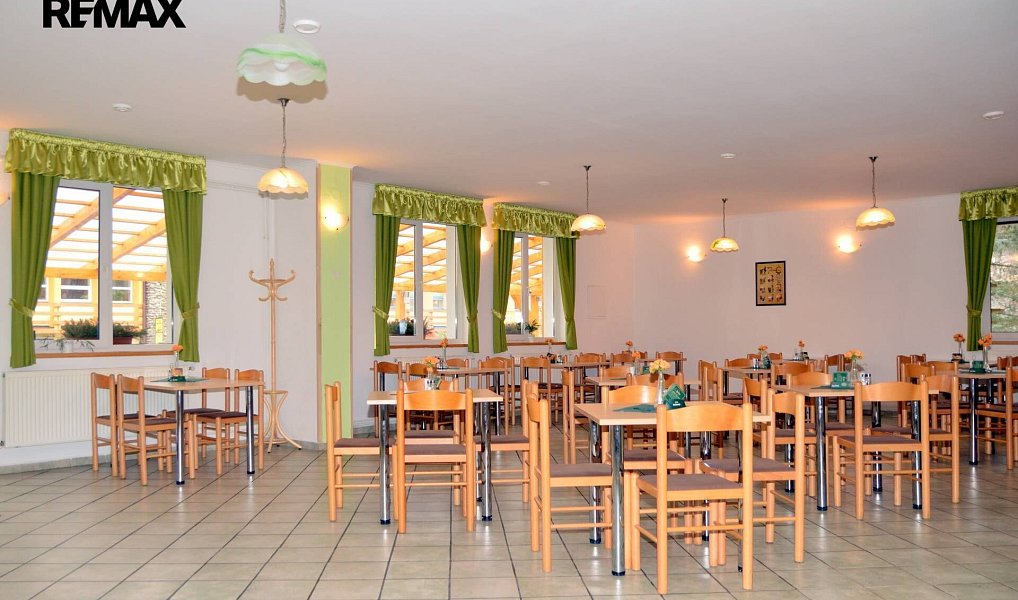 Prodej ubytovacího objektu 1 600 m², Zdíkov – náhled fotky 6