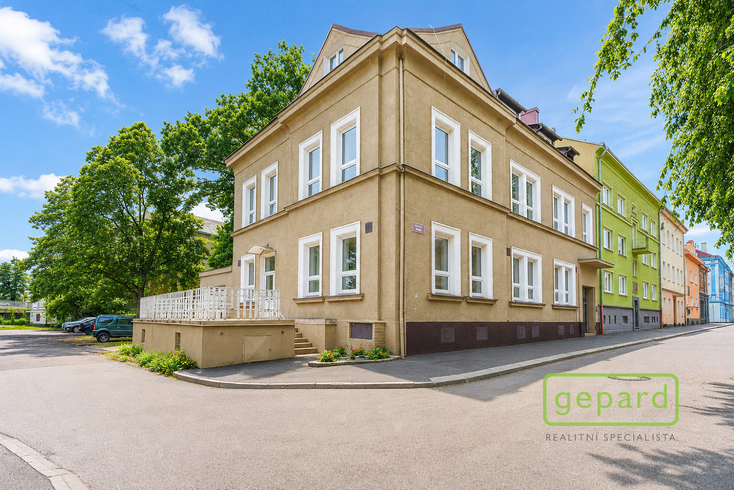 Prodej komerčního objektu (jiného typu) 596 m²