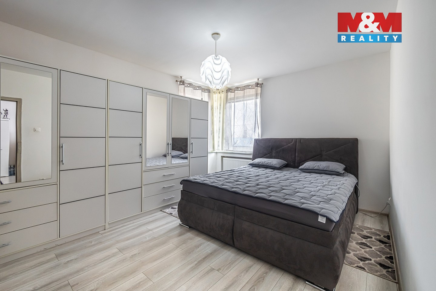 Prodej nájemního domu, činžáku 400 m² – další