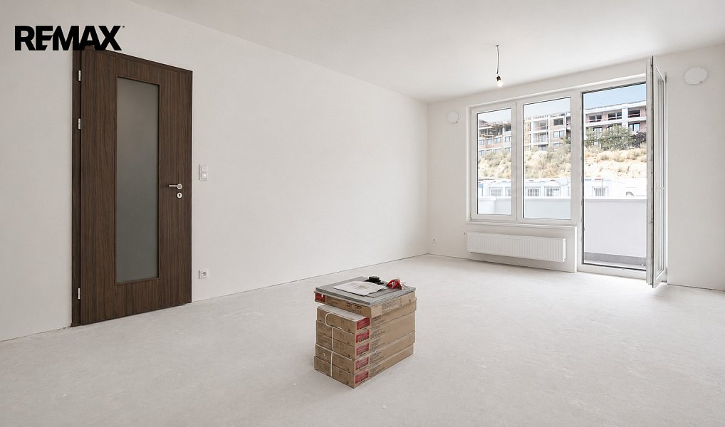 Prodej bytu 3+kk 75 m², Praha – náhled fotky 2