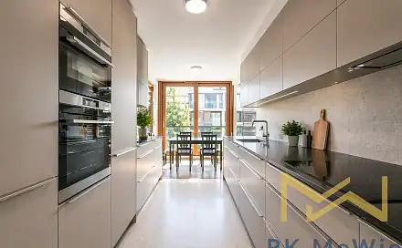 Pronájem bytu 5+1 225 m², Charlese de Gaulla, Praha 6 - Bubeneč