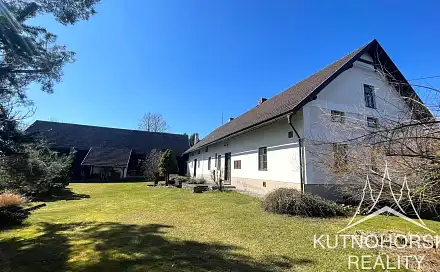 Pronájem chaty/chalupy 350 m² s pozemkem 1 835 m², Čestín - Čenovice, okres Kutná Hora