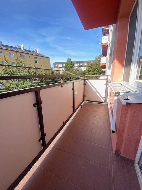 Pronájem bytu 2+1 54 m² – fotografie 2