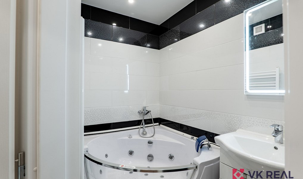 Prodej bytu 3+1 76 m², Teplice – náhled fotky 7