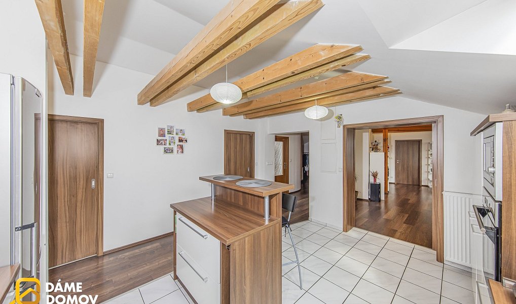 Prodej domu 581 m² s pozemkem 1 164 m², Lukoveček – náhled fotky 13