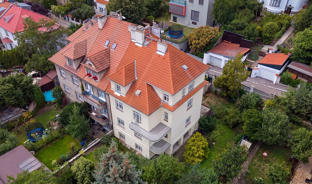 Prodej domu 429 m² s pozemkem 627 m², Praha – náhled fotky 22