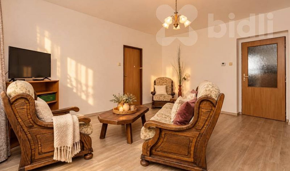 Prodej domu 298 m² s pozemkem 646 m², Sezemice – náhled fotky 15