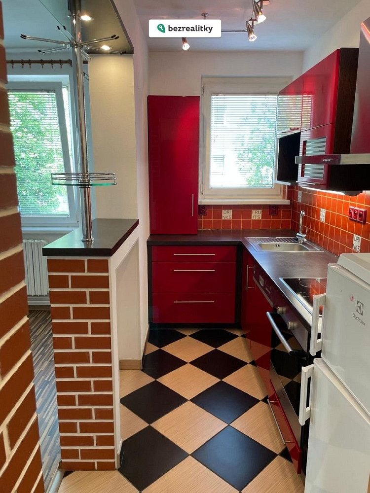 Prodej bytu 3+kk 57 m² — photo 2