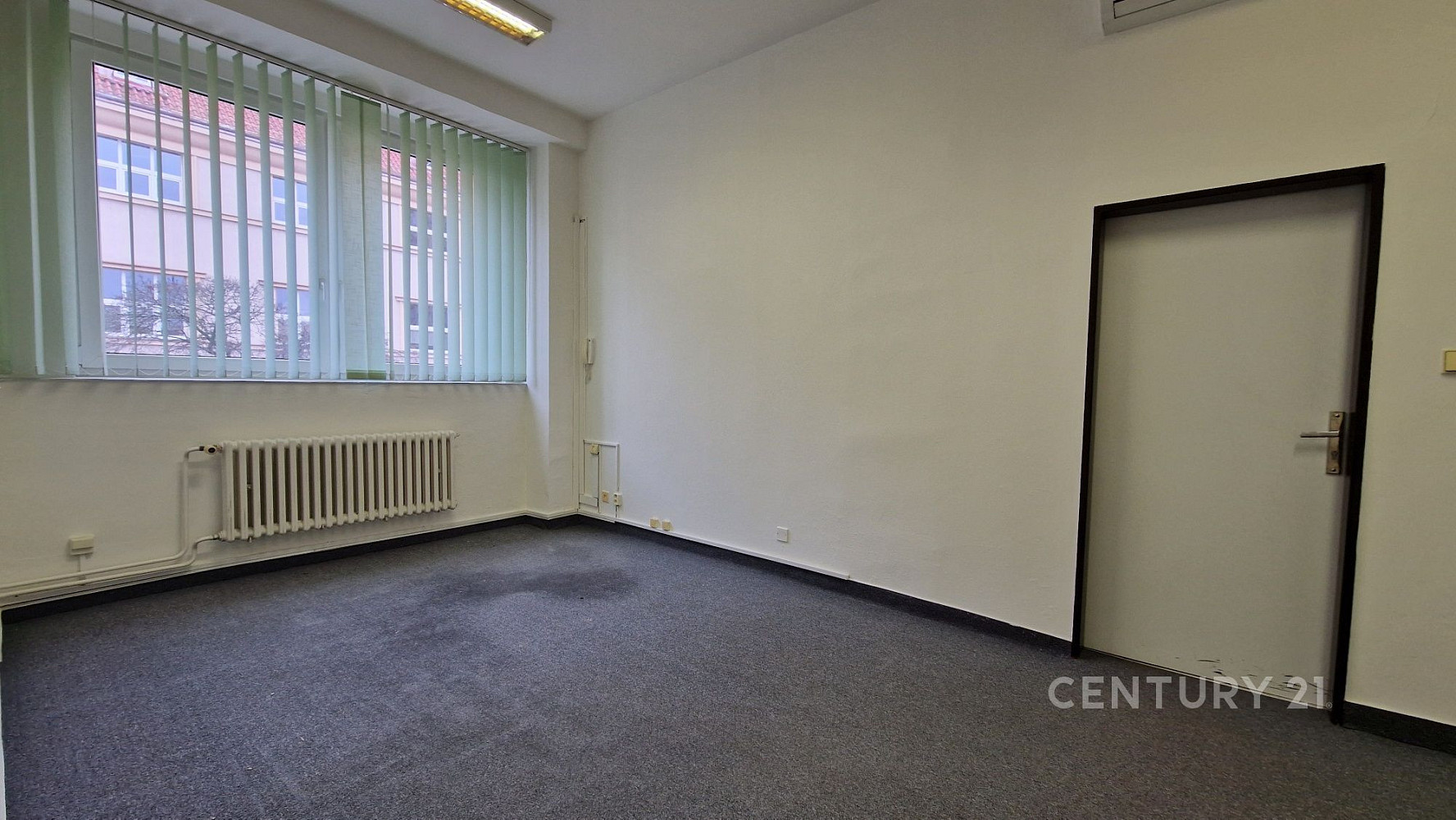Pronájem kanceláře 43 m²