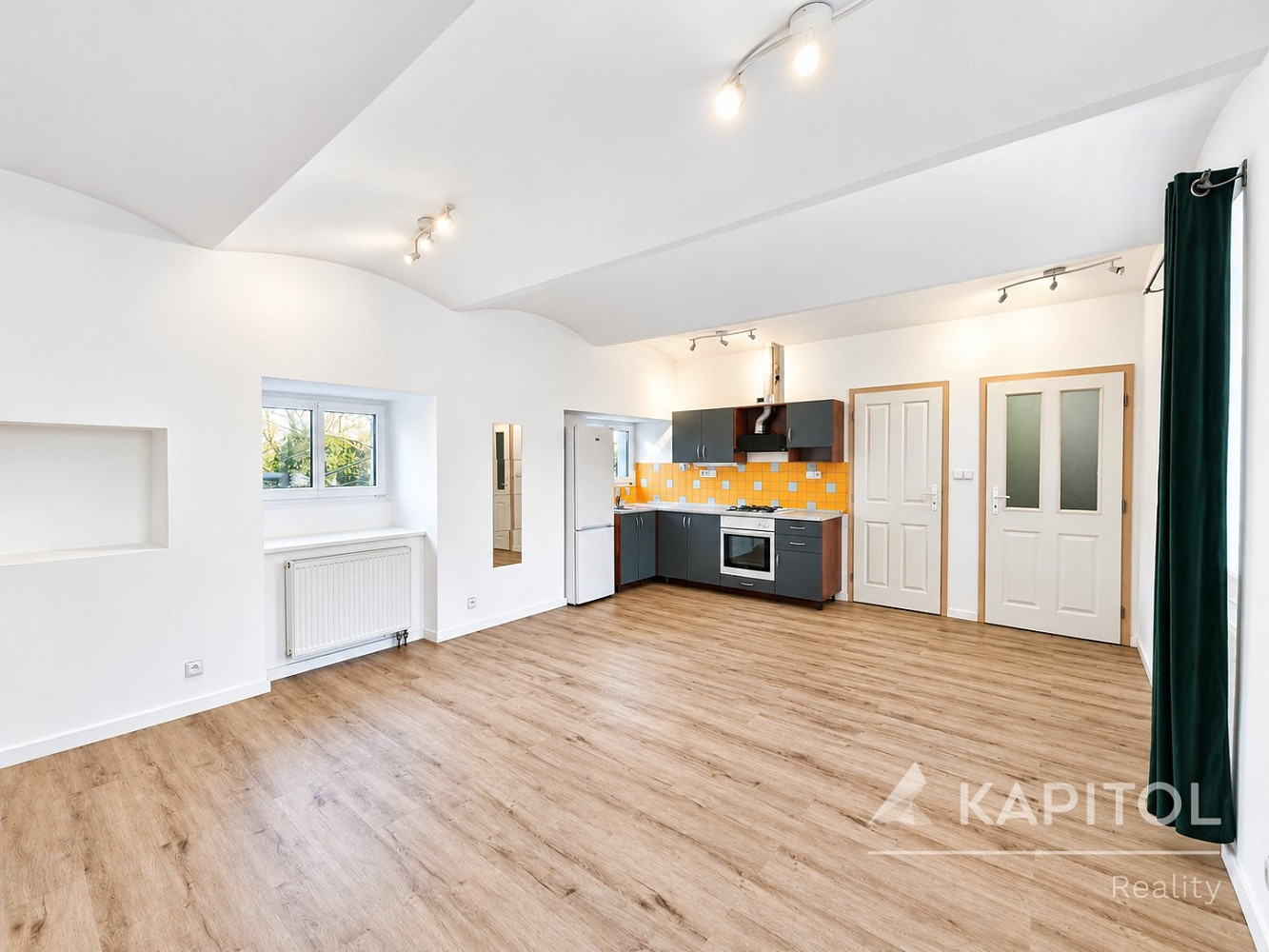 Pronájem bytu 1+kk 31 m² – fotografie 2