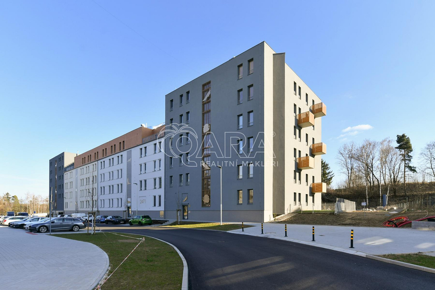 Pronájem garážového stání v benešově — photo 2
