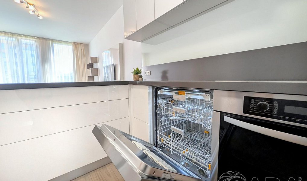 Prodej bytu 2+kk 55 m², Praha – náhled fotky 8