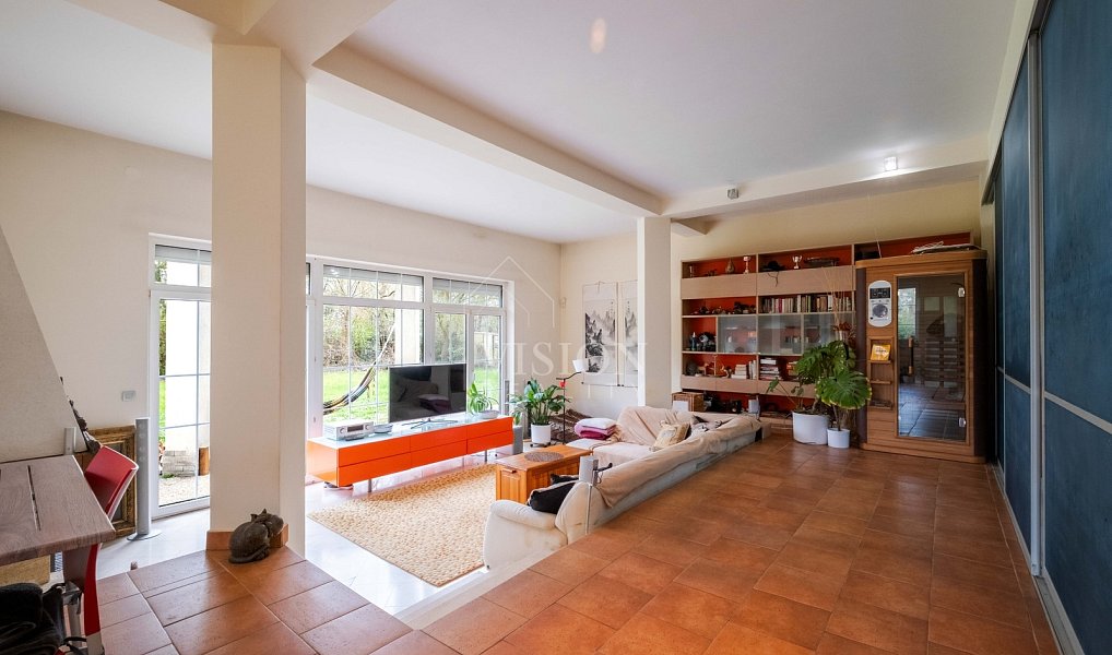Prodej domu 227 m² s pozemkem 2 295 m², Přezletice – náhled fotky 16