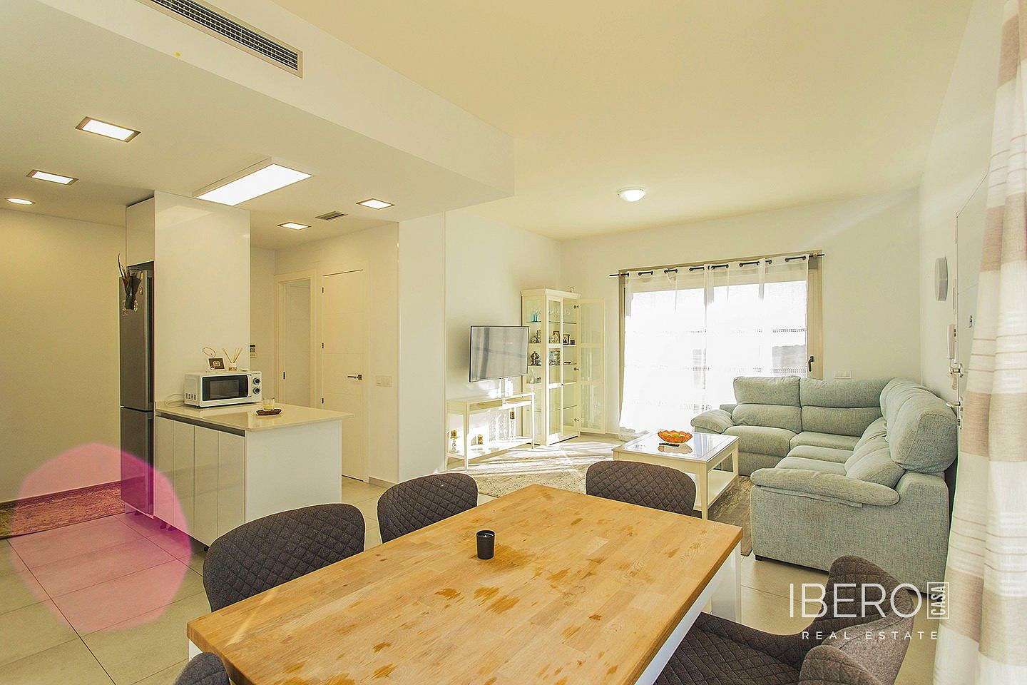 Prodej domu 250 m² s pozemkem 401 m² – pohled 4