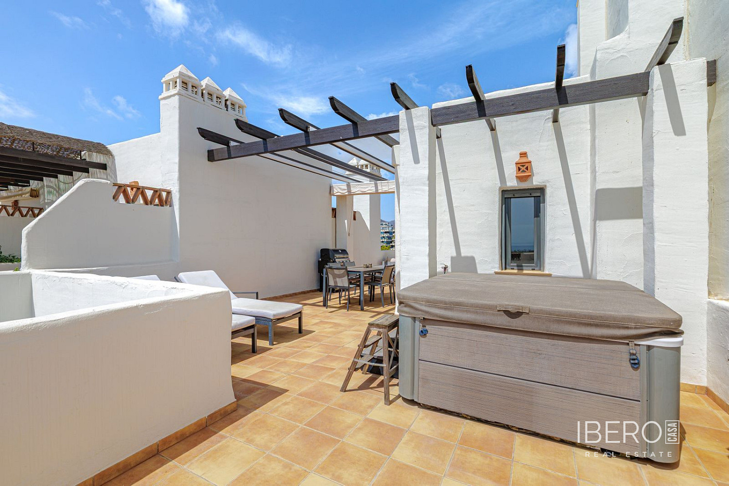 Pis 3+kk – Estepona, Barriada Islas Canarias - Més