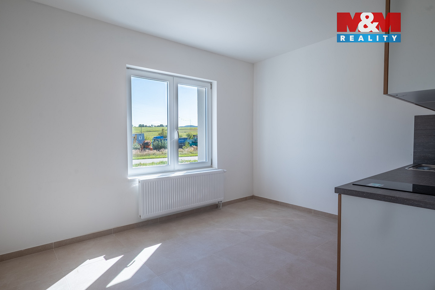 Pronájem bytu 1+kk 18 m² — photo 2