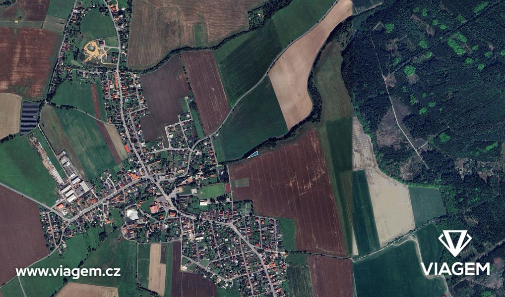 Prodej pole 389 m², Volduchy – náhled fotky 3
