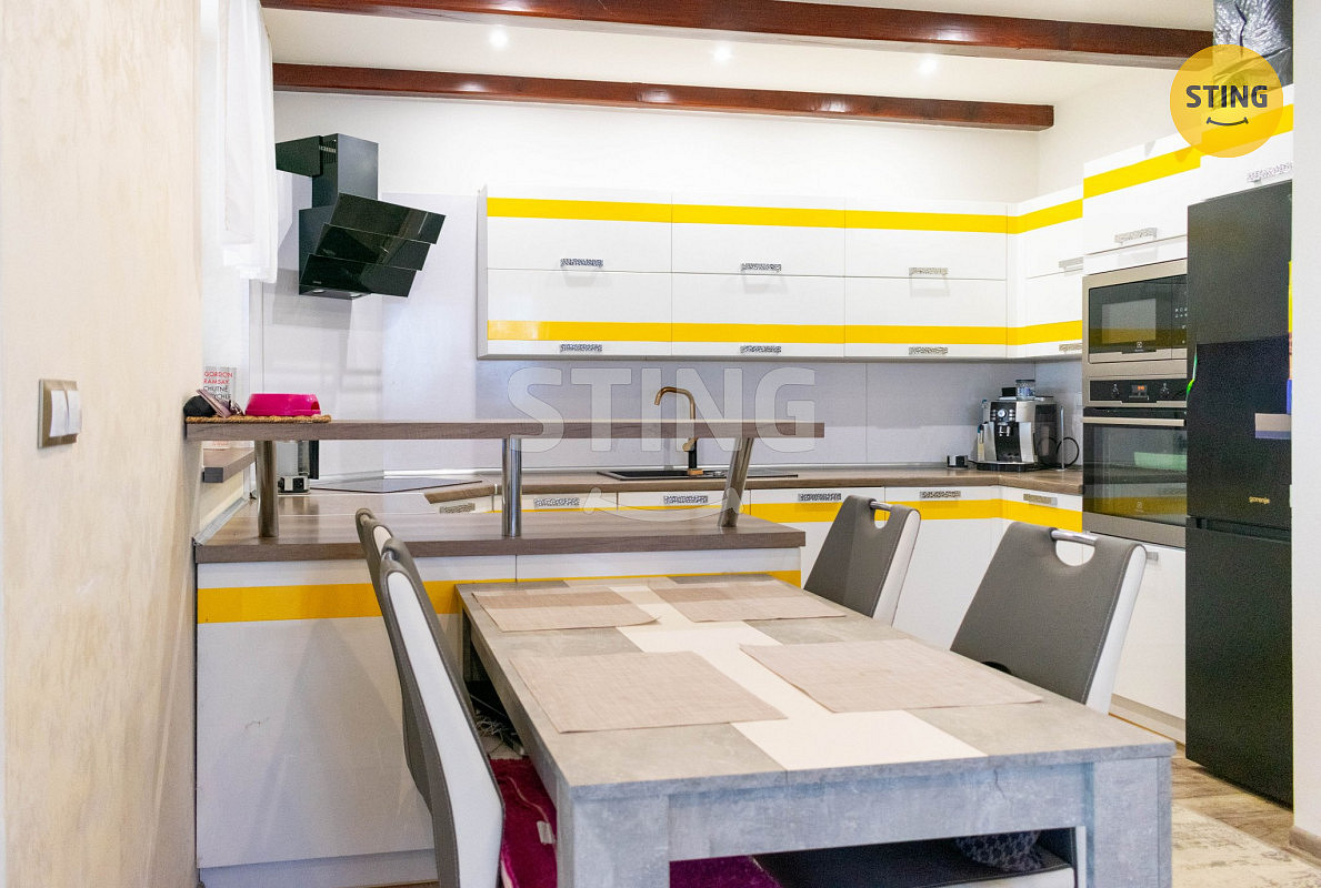 Prodej domu 170 m² s pozemkem 1 056 m² – pohled 5