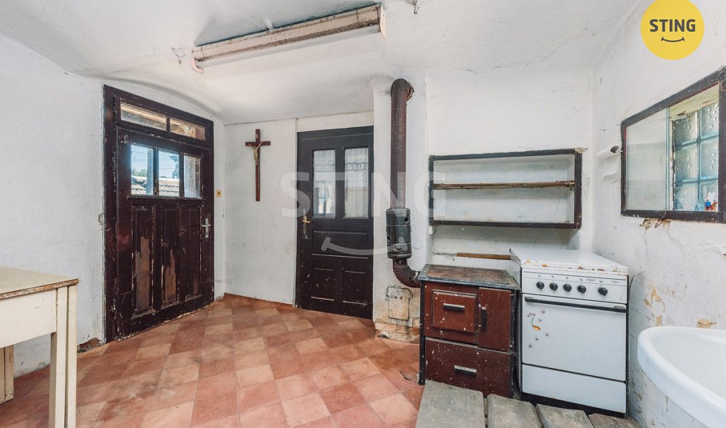 Prodej domu 300 m² s pozemkem 929 m², Radiměř – náhled fotky 8