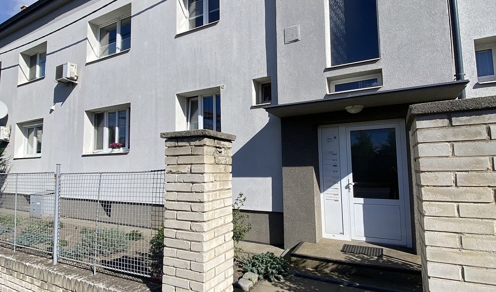 Pronájem bytu 1+kk 33 m², Brněnská, Hodonín