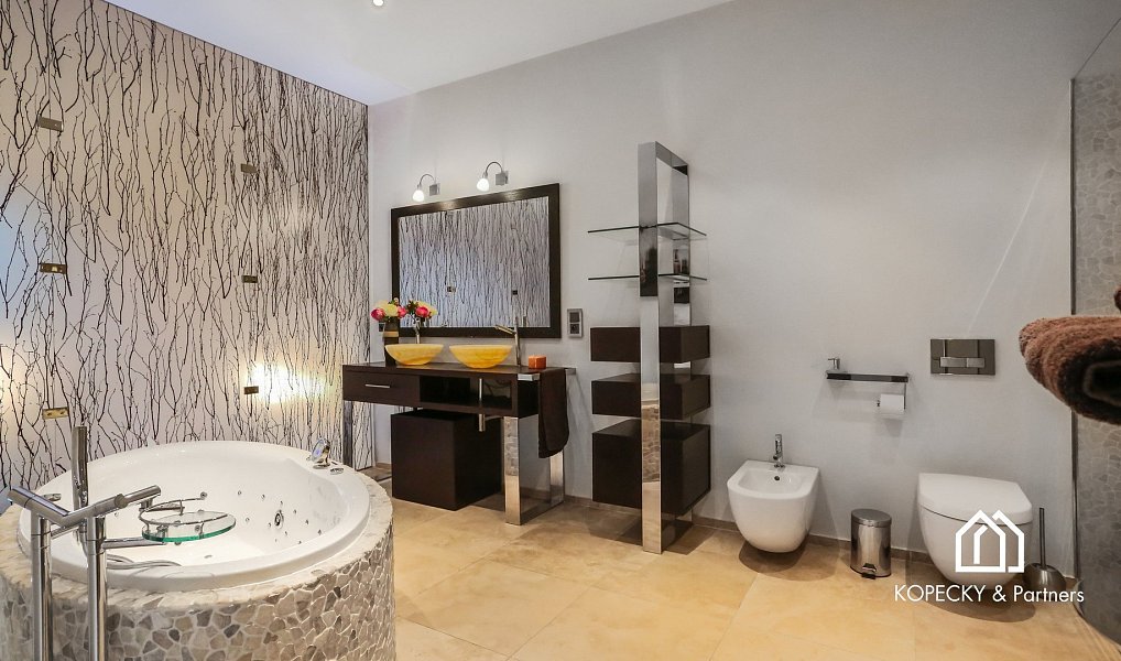 Prodej bytu atypického 428 m², Praha – náhled fotky 9