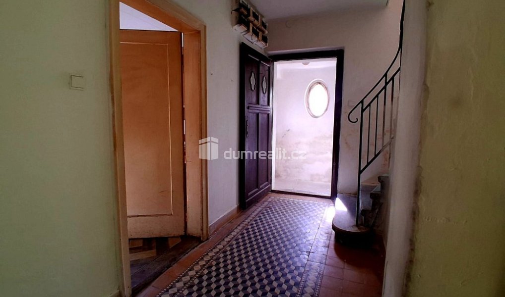 Prodej domu 250 m² s pozemkem 1 900 m², Frýdlant – náhled fotky 14