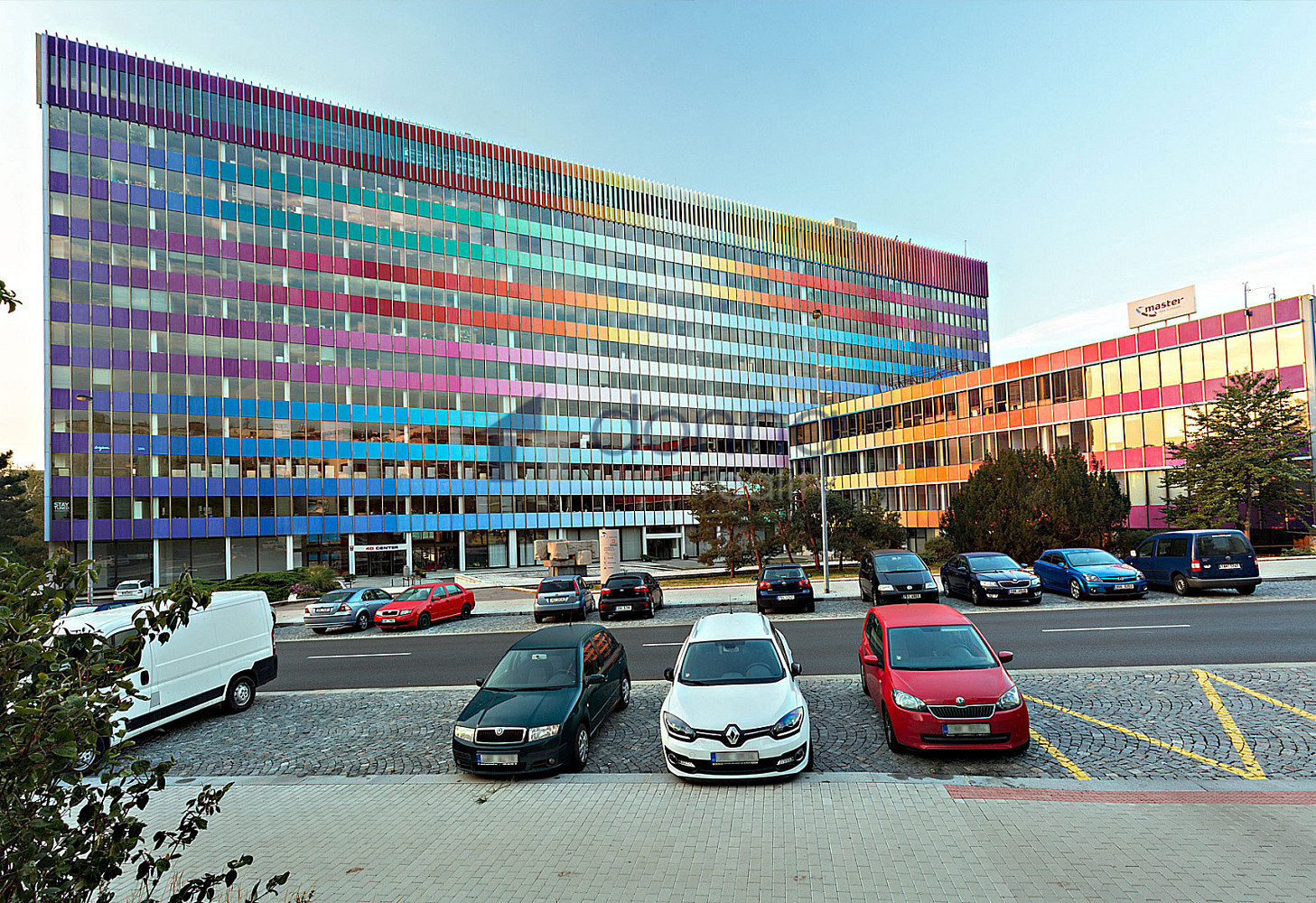 Pronájem kanceláře 147 m² – fotografie 4