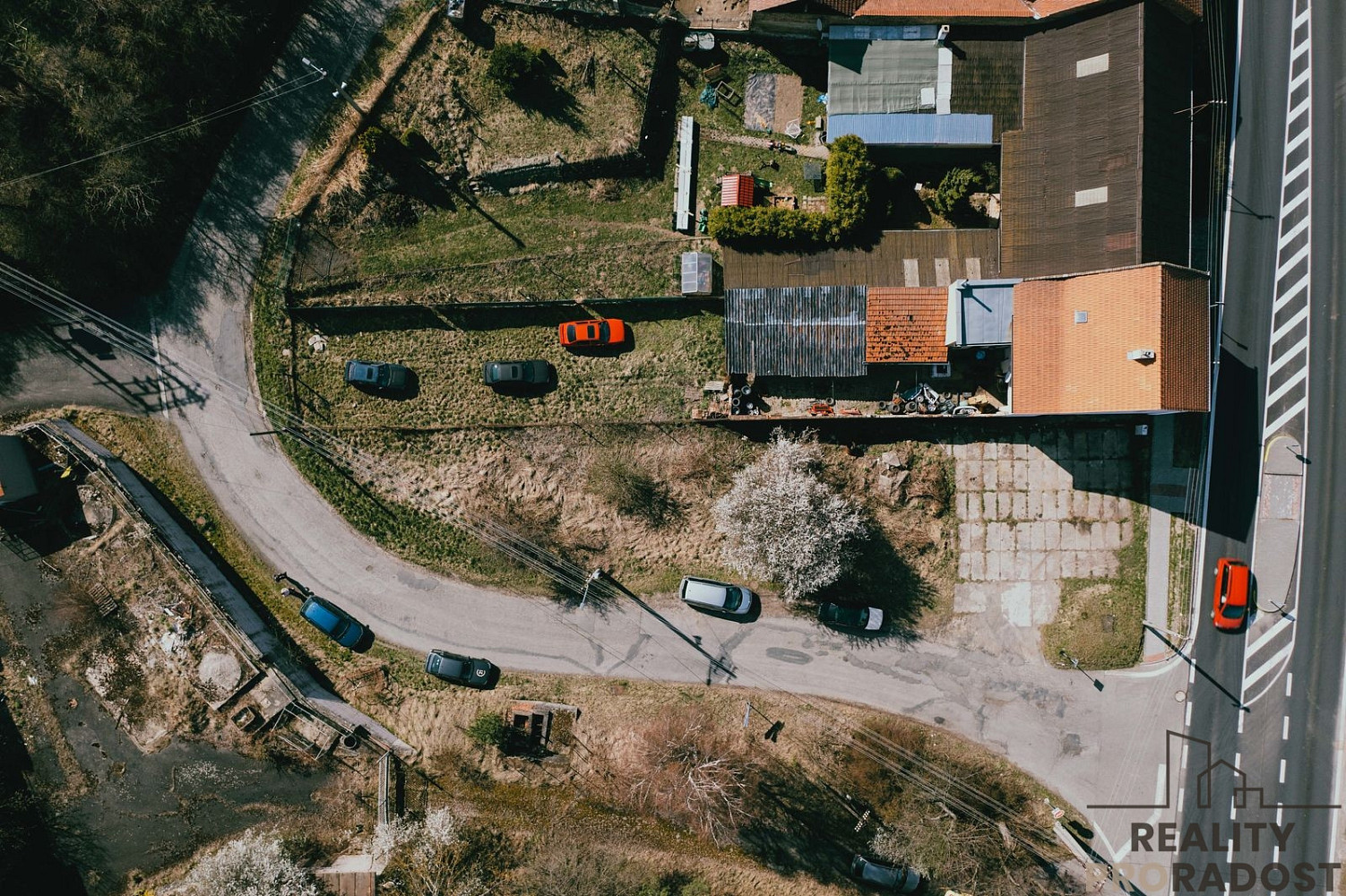 Prodej stavebního pozemku 534 m² – další
