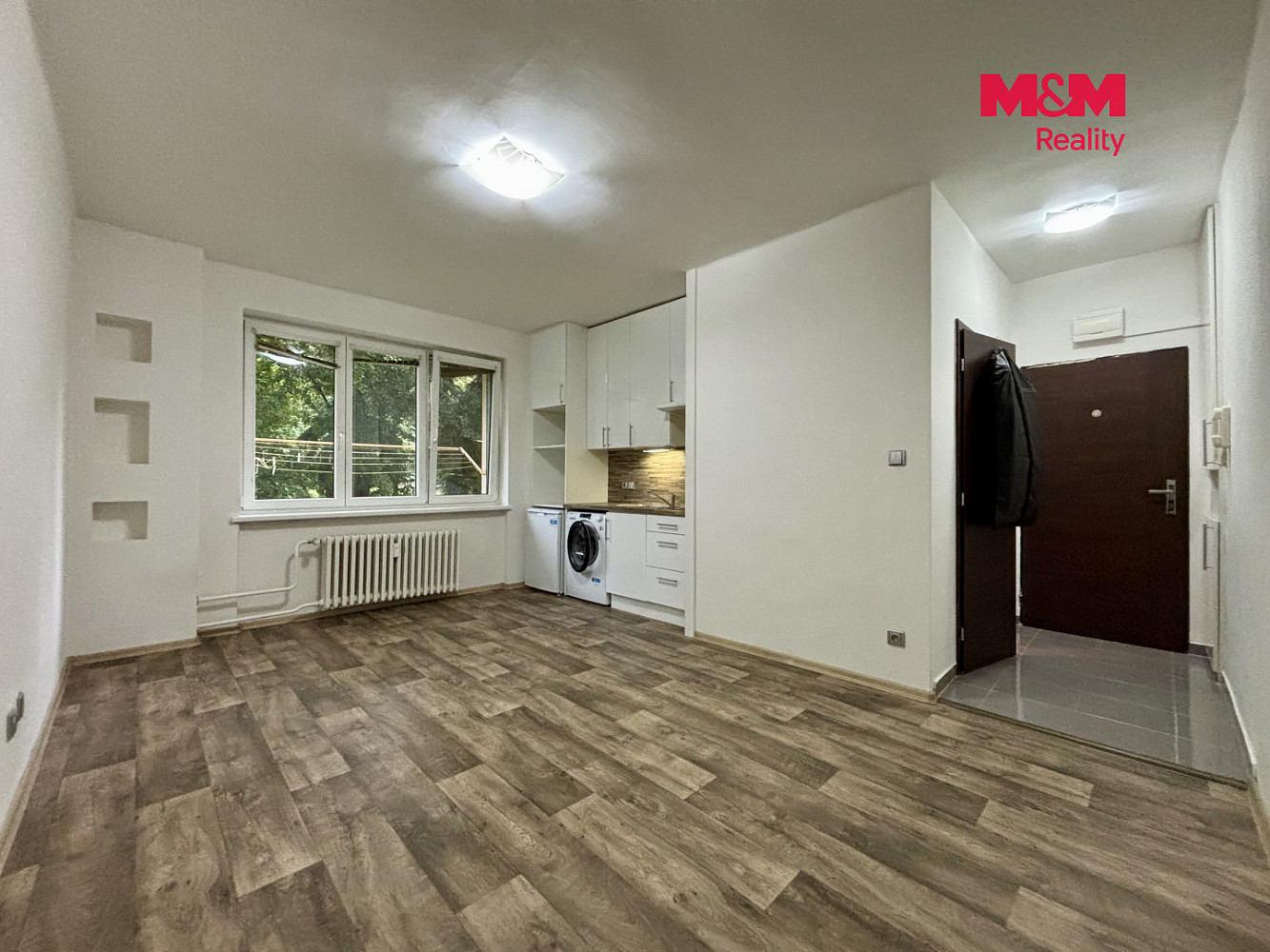 Prodej bytu 1+kk 25 m² — photo 2