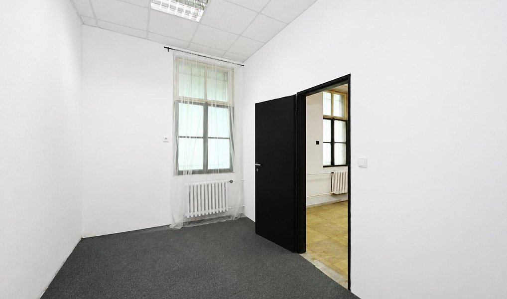 Pronájem restaurace 159 m², Hradec Králové – náhled fotky 21