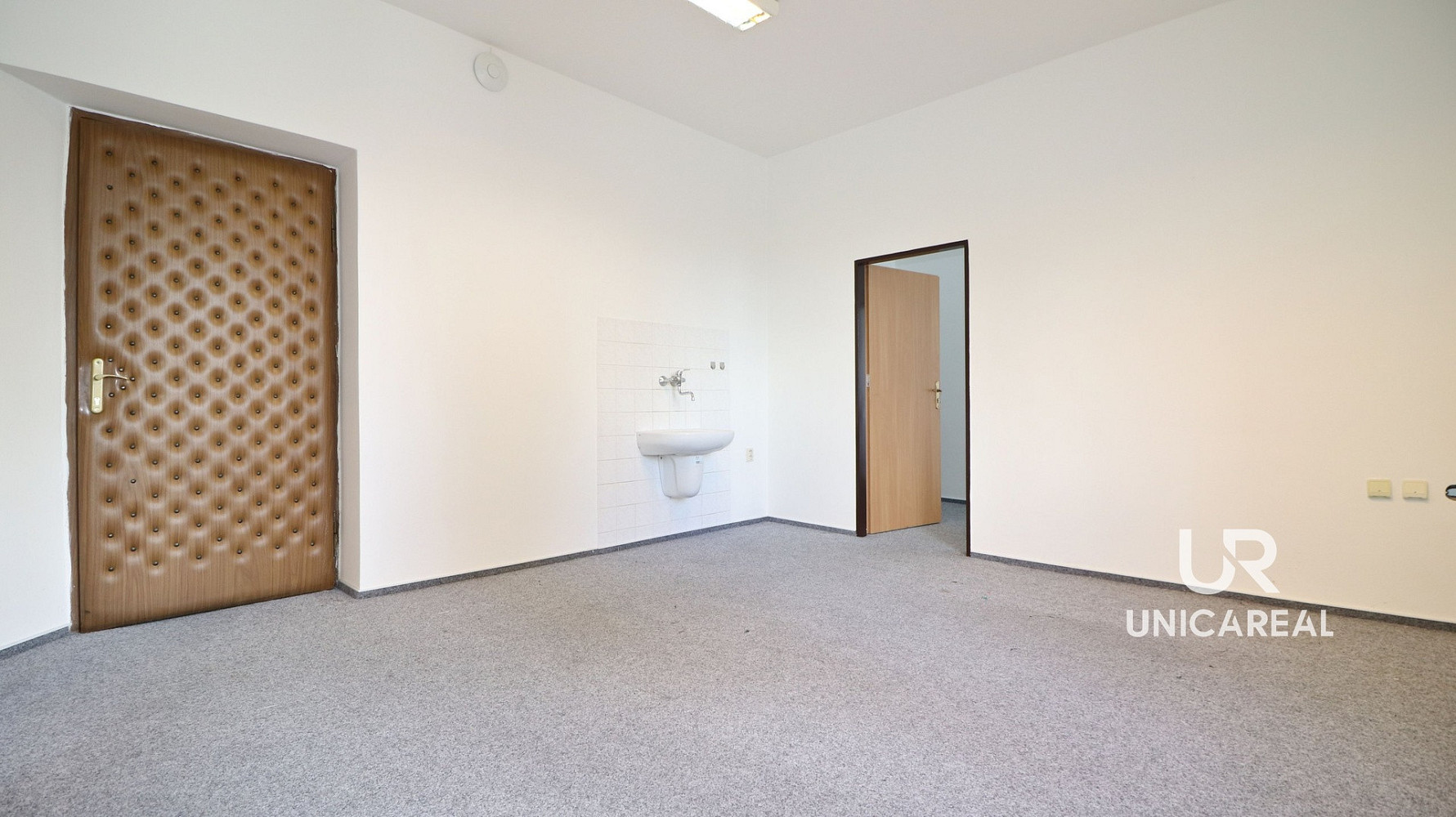 Pronájem kanceláře 69 m² – pohled 4