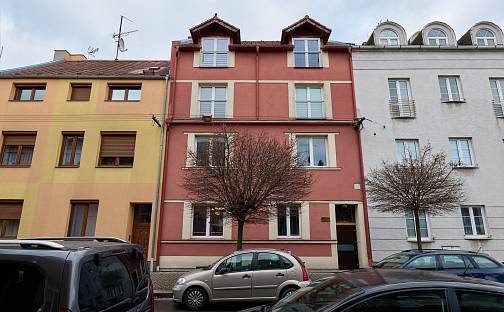 Prodej bytu 4+kk 116 m², V Ráji, Pardubice - Zelené Předměstí