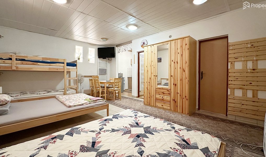 Prodej ubytovacího objektu 285 m², Strachotín – náhled fotky 12