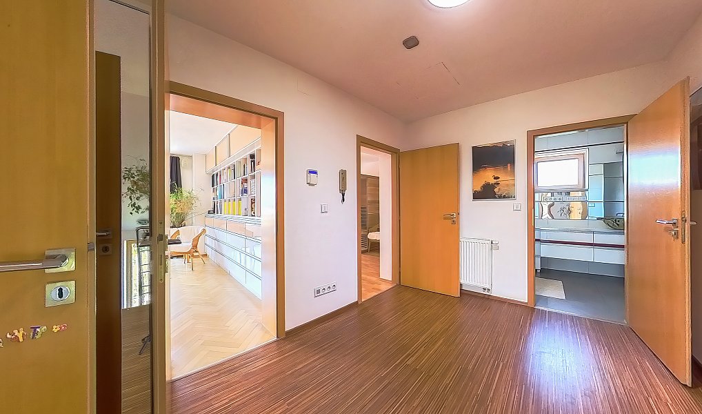 Prodej domu 223 m² s pozemkem 1 552 m², Brno – náhled fotky 24
