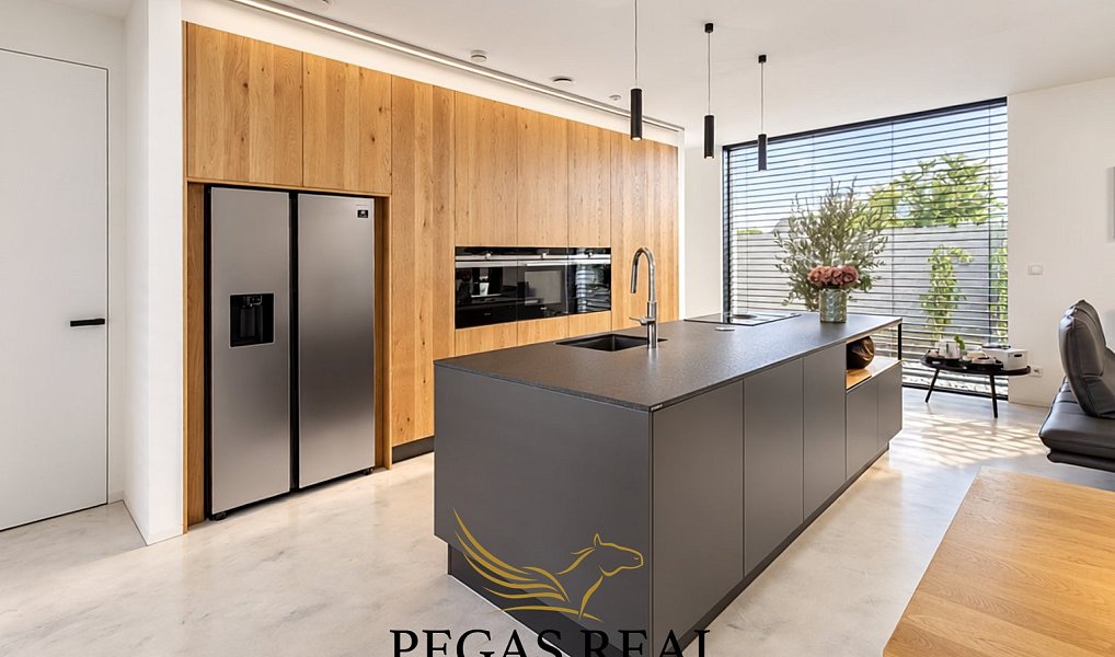 Prodej domu 220 m² s pozemkem 843 m², Pohořelice – náhled fotky 7