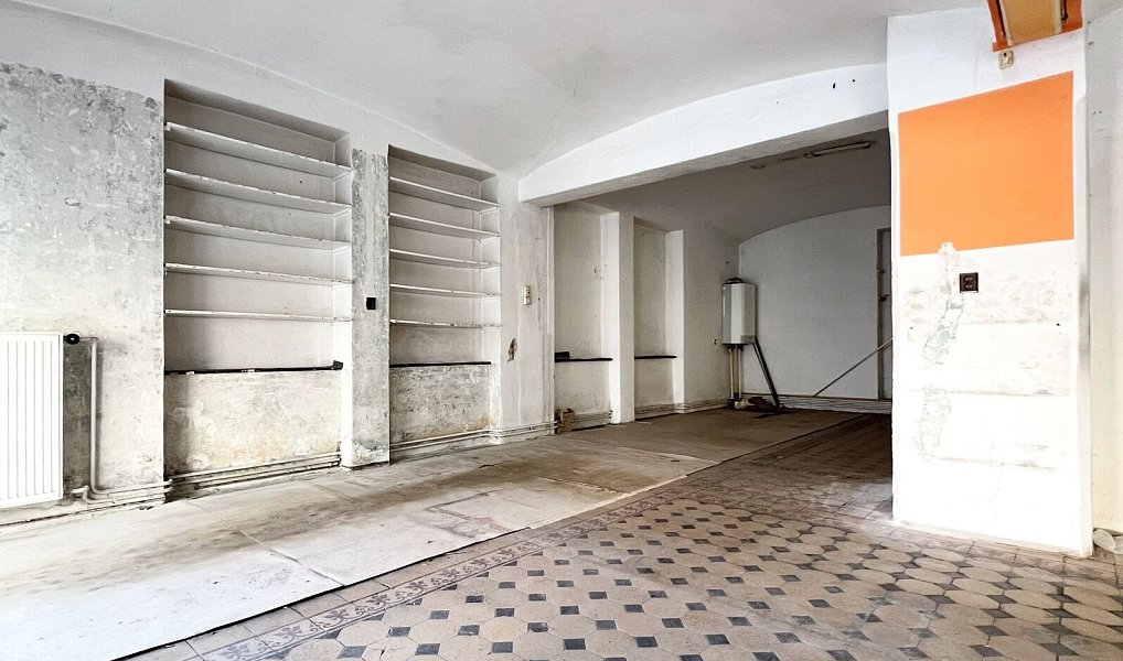 Prodej domu 170 m² s pozemkem 405 m², Hrob – náhled fotky 20