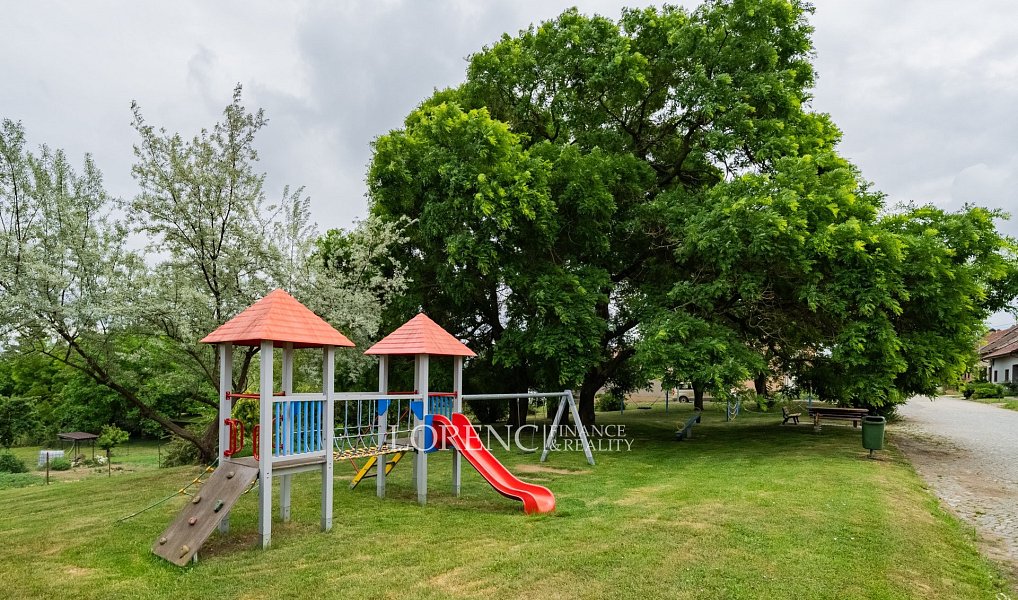 Prodej domu 104 m² s pozemkem 1 247 m², Nový Poddvorov – náhled fotky 32