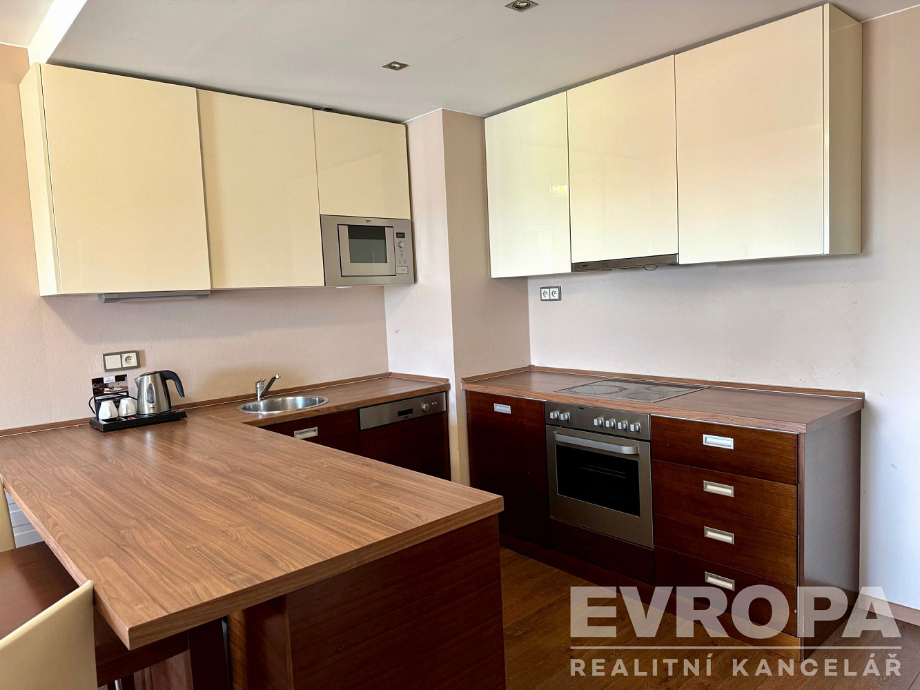 Prodej bytu 3+kk 78 m² – fotografie 2