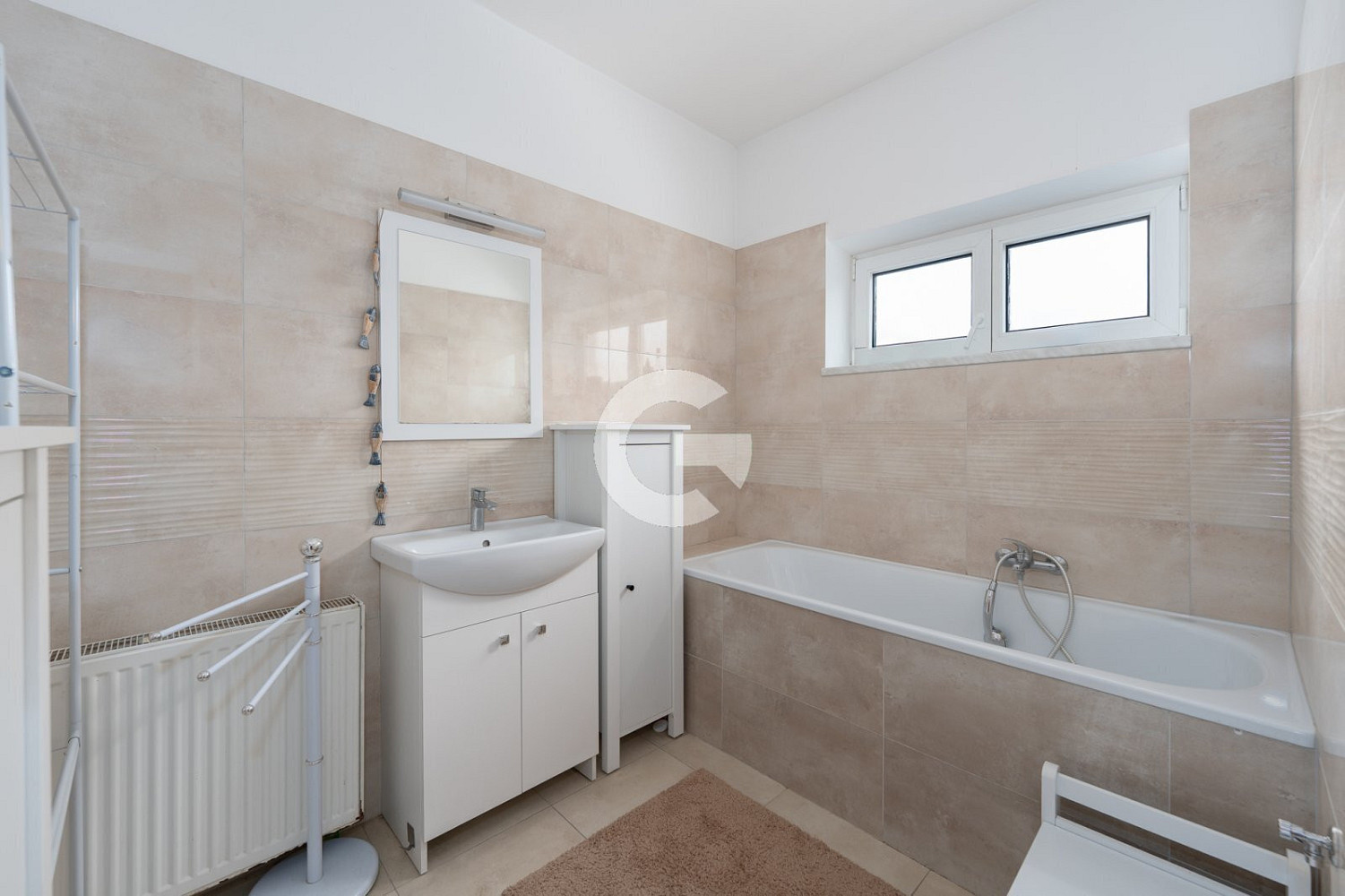 Prodej domu 200 m² s pozemkem 687 m² – fotografie 5