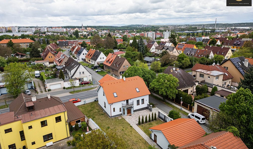 Prodej domu 209 m² s pozemkem 630 m², Kladno – náhled fotky 31