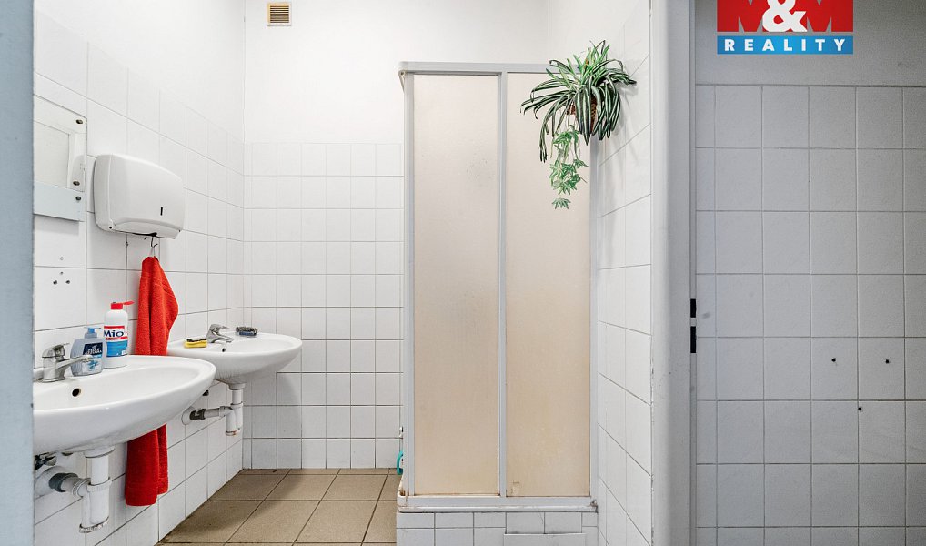 Prodej výrobních prostor 938 m², Nové Město nad Metují – náhled fotky 12