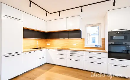 Pronájem domu 120 m² s pozemkem 640 m², Kubišova, Horoušany, okres Praha-východ