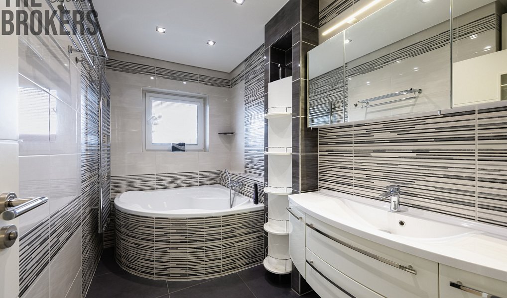 Prodej bytu 4+kk 97 m², Praha – náhled fotky 15