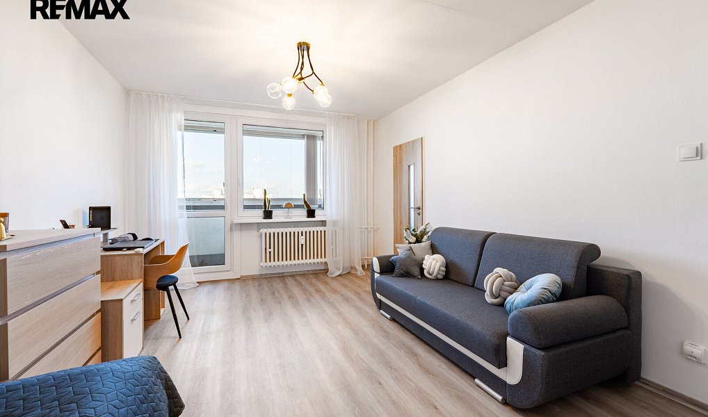 Prodej bytu 1+1 38 m², Praha – náhled fotky 8