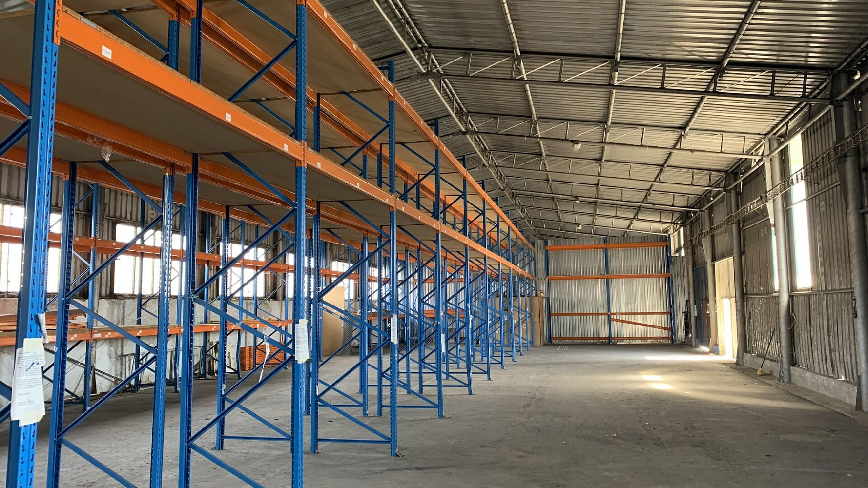 Pronájem skladovacích prostor 236 m² – fotografie 2