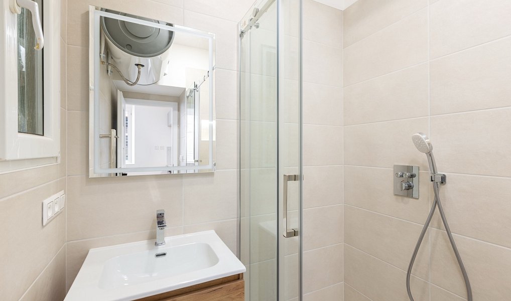 Pronájem bytu 1+kk 38 m², Praha – náhled fotky 10