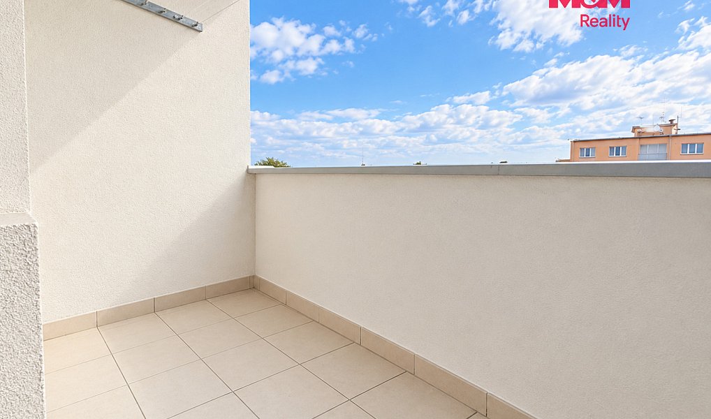 Pronájem bytu 1+1 36 m², Louny – náhled fotky 3