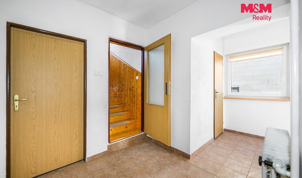 Prodej domu 200 m² s pozemkem 616 m², Plasy – náhled fotky 14