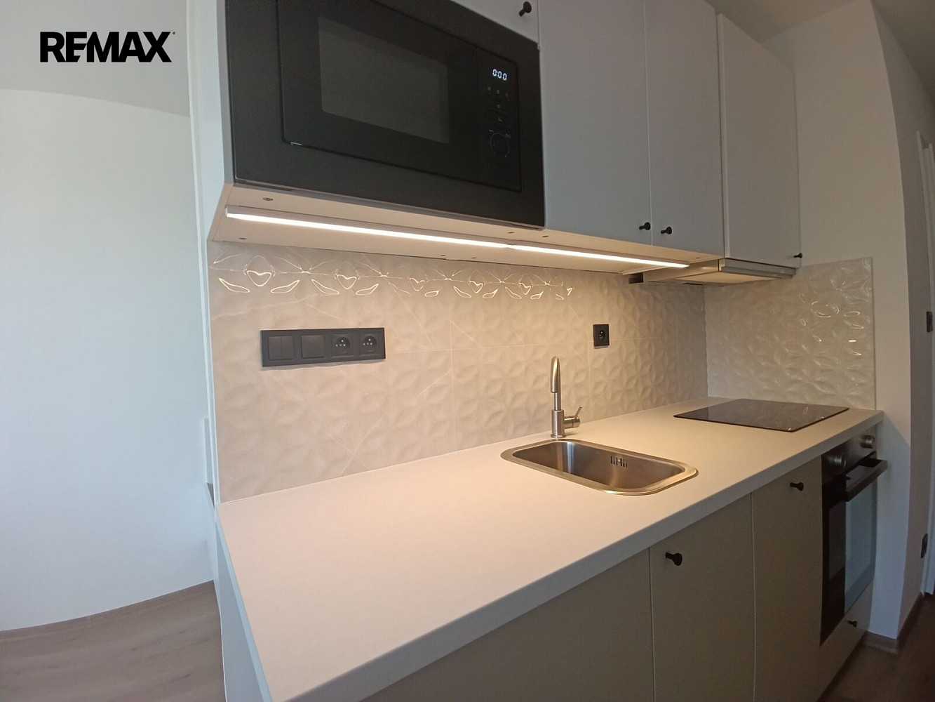 Pronájem bytu 1+kk 20 m²